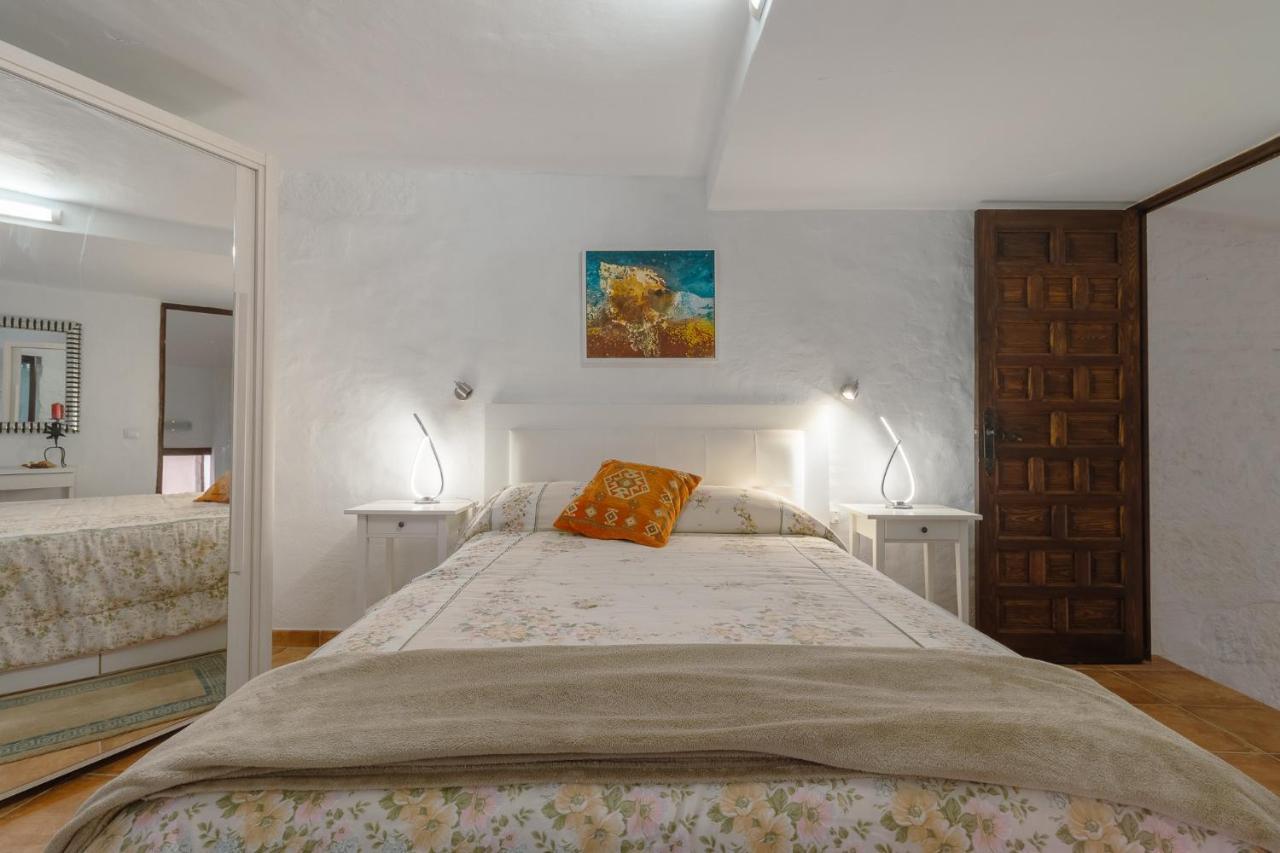 Flatguest Casa Del Sol - Terrace - Parking Villa Las Palmas Exterior photo